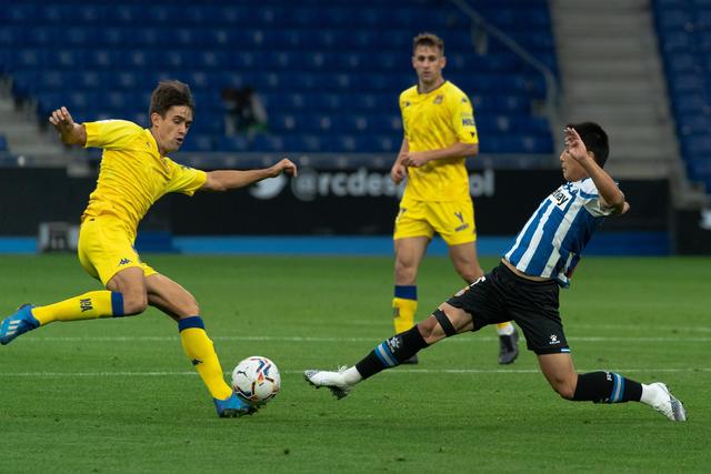 哈达迪致敬易建联：喜欢你的比赛享受与你对抗